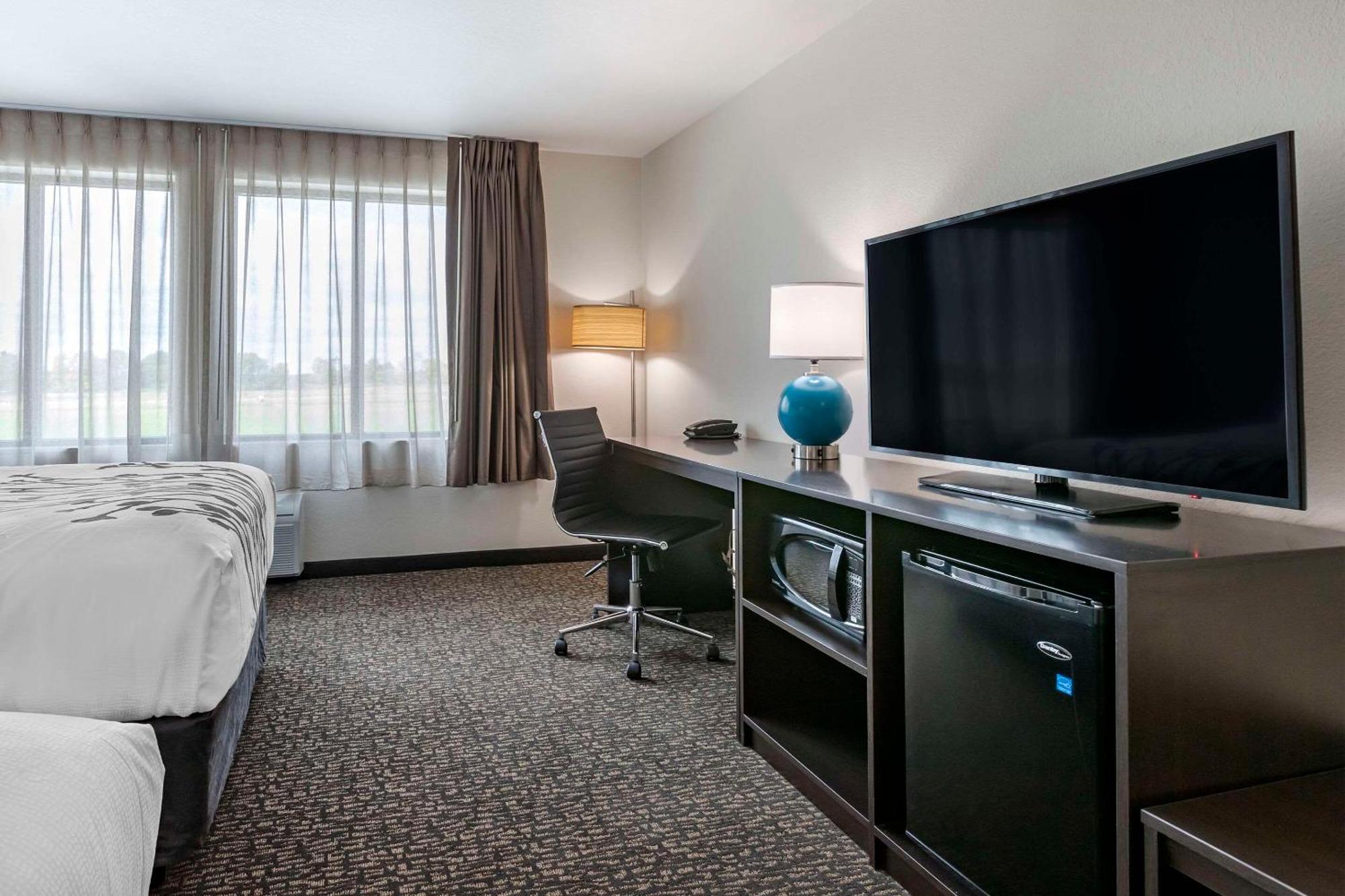 Sleep Inn & Suites Milwaukee-Franklin Franklin  Exteriör bild